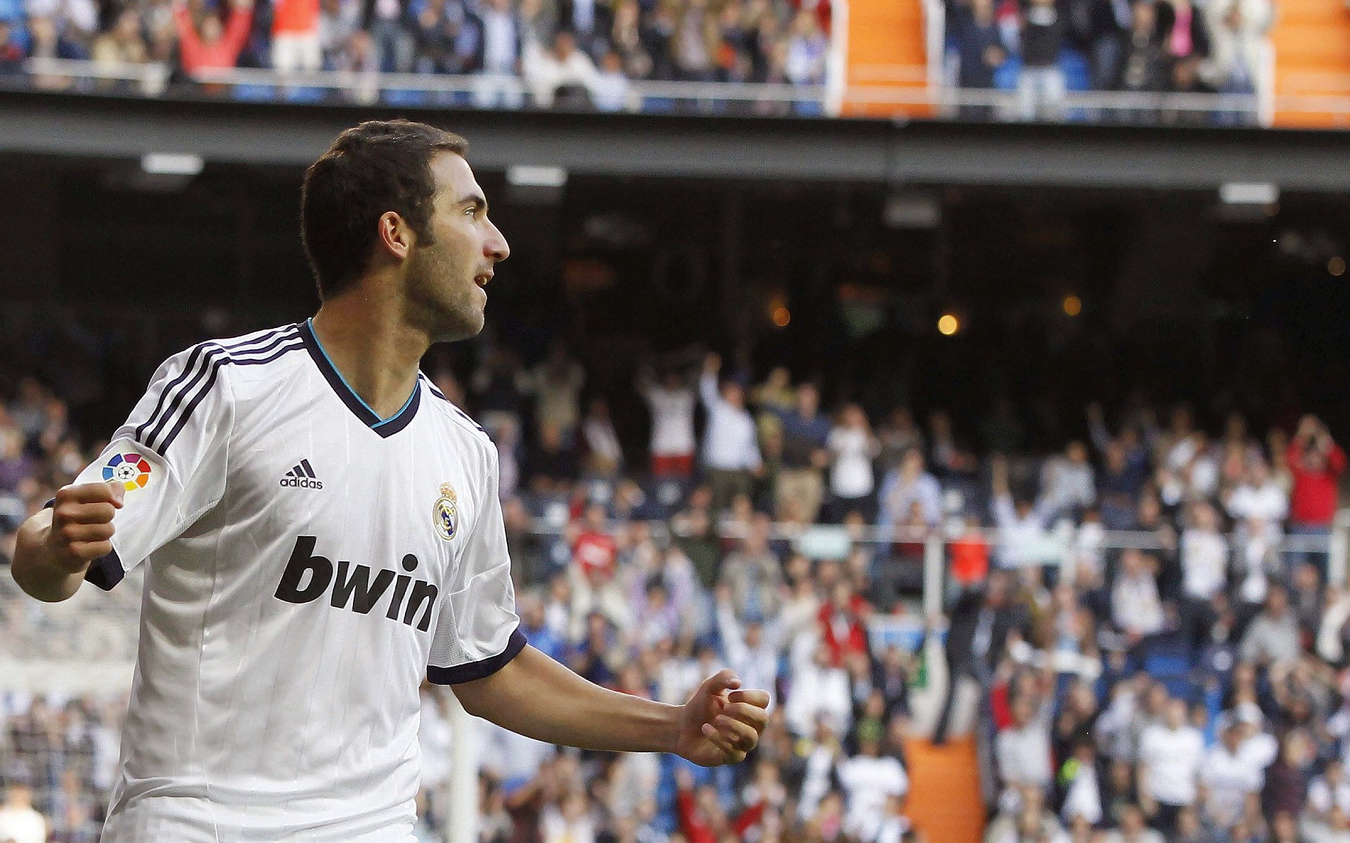 中立代表队B接力赛道上精彩瞬间