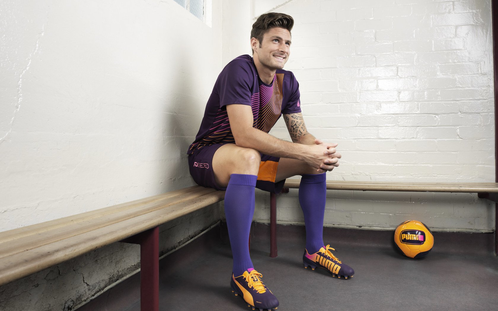 kaiyun开云·官方网站-自由泳朝鲜选手挑战极限，自由泳比赛跳水出发视频