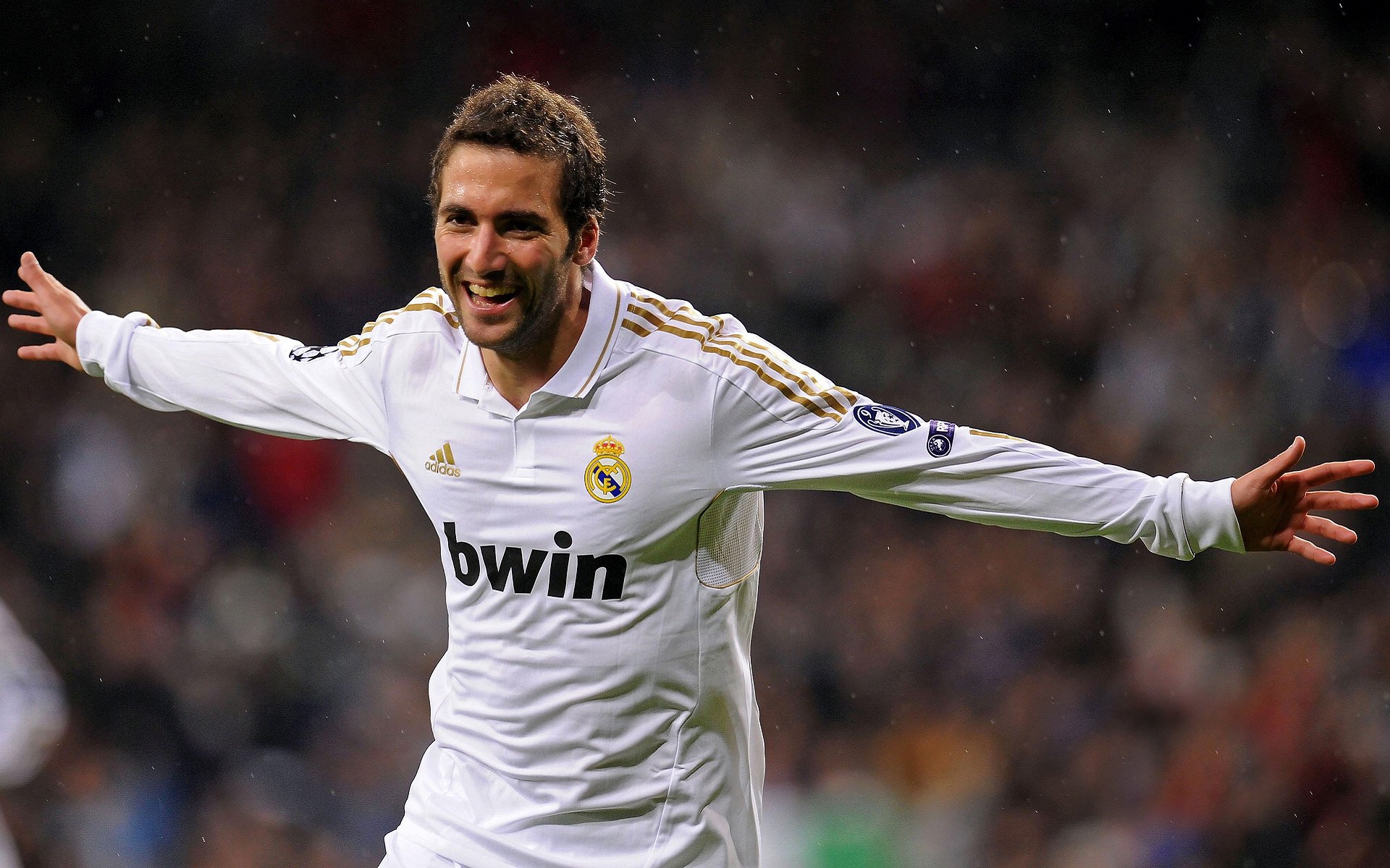 英超球员的个人品牌塑造策略，英超旗下品牌